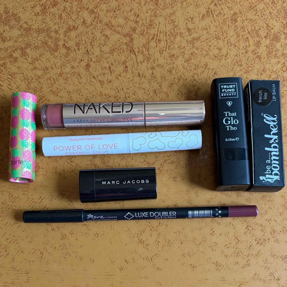 Bundle of Makeup Set used - Urban Decay, Too Faced, Morphe, MAC, Tarte, and more - Picture 14 of 16